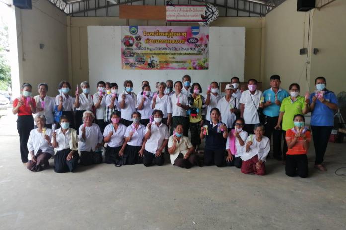 กิจกรรมฝึกอบรมการทำการบูรหอมดับกลิ่น โรงเรียนผู้สูงอายุตำบลหนองแวง
